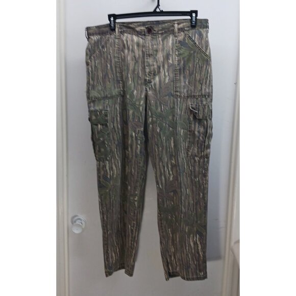 Liberty Men's Camo Pants 38 x 32 Hunting Cotton Poly Cargo 6 Pocket Realtree GUC - Picture 1 of 15